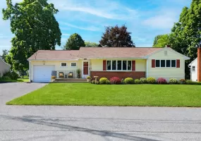 13 Edith Avenue, Saugerties, NY, 3 Bedrooms Bedrooms, 6 Rooms Rooms,1 BathroomBathrooms,Residential,For Rent,Edith,0,1049890 13 Edith Avenue, Saugerties, NY, 3 Bedrooms Bedrooms, 6 Rooms Rooms,1 BathroomBathrooms,Residential,For Rent,Edith,0,1049890