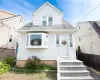 38 Emmett Terrace, New Rochelle, NY, 3 Bedrooms Bedrooms, 7 Rooms Rooms,1 BathroomBathrooms,Residential,For Rent,Emmett,0,1050199 38 Emmett Terrace, New Rochelle, NY, 3 Bedrooms Bedrooms, 7 Rooms Rooms,1 BathroomBathrooms,Residential,For Rent,Emmett,0,1050199