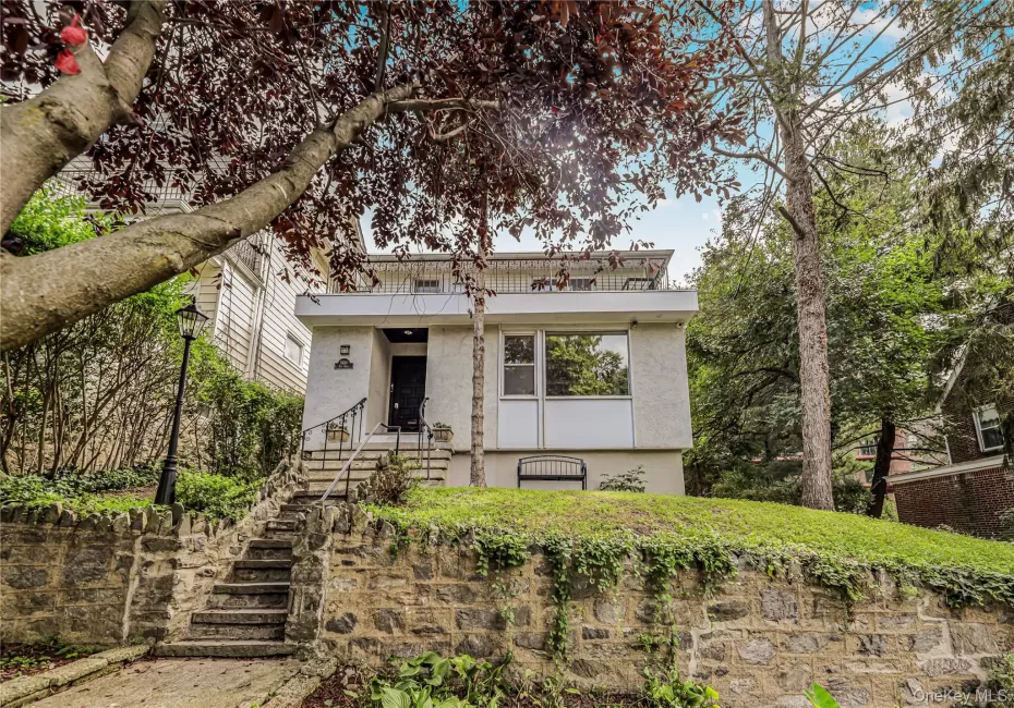 5610 Post Road, New York, NY, 4 Bedrooms Bedrooms, 6 Rooms Rooms,3 BathroomsBathrooms,Residential Lease,For Rent,Post,0,1048440 5610 Post Road, New York, NY, 4 Bedrooms Bedrooms, 6 Rooms Rooms,3 BathroomsBathrooms,Residential Lease,For Rent,Post,0,1048440
