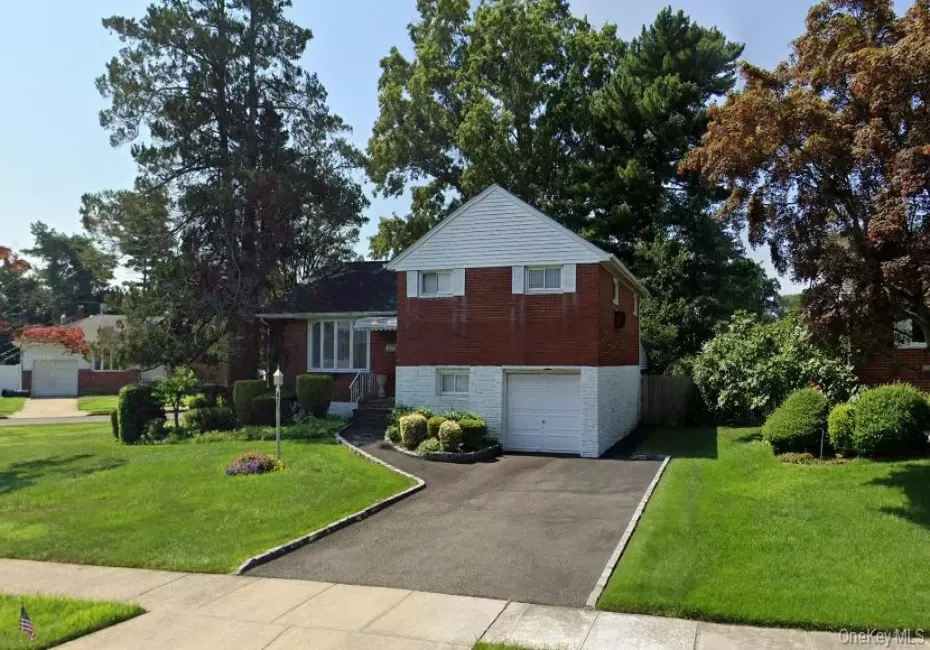 47 Felice Crescent, Oyster Bay, NY, 3 Bedrooms Bedrooms, 7 Rooms Rooms,2 BathroomsBathrooms,Residential,For Rent,Felice,0,1050766 47 Felice Crescent, Oyster Bay, NY, 3 Bedrooms Bedrooms, 7 Rooms Rooms,2 BathroomsBathrooms,Residential,For Rent,Felice,0,1050766