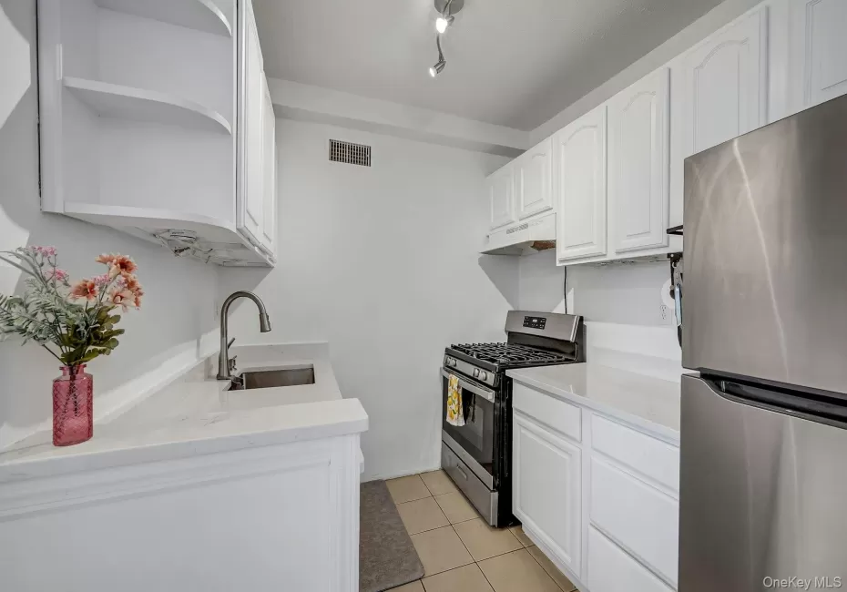 2400 Johnson Avenue, New York, NY, 1 Bedroom Bedrooms, 3 Rooms Rooms,1 BathroomBathrooms,Residential,For Rent,Johnson,0,1050038 2400 Johnson Avenue, New York, NY, 1 Bedroom Bedrooms, 3 Rooms Rooms,1 BathroomBathrooms,Residential,For Rent,Johnson,0,1050038
