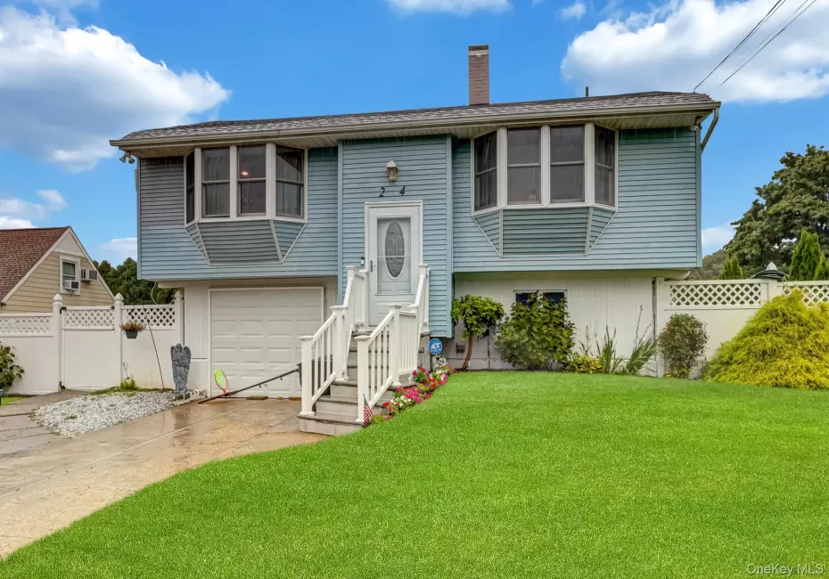 24 Charter Road, Brookhaven, NY, 4 Bedrooms Bedrooms, 7 Rooms Rooms,2 BathroomsBathrooms,Residential,For Rent,Charter,0,1050278 24 Charter Road, Brookhaven, NY, 4 Bedrooms Bedrooms, 7 Rooms Rooms,2 BathroomsBathrooms,Residential,For Rent,Charter,0,1050278