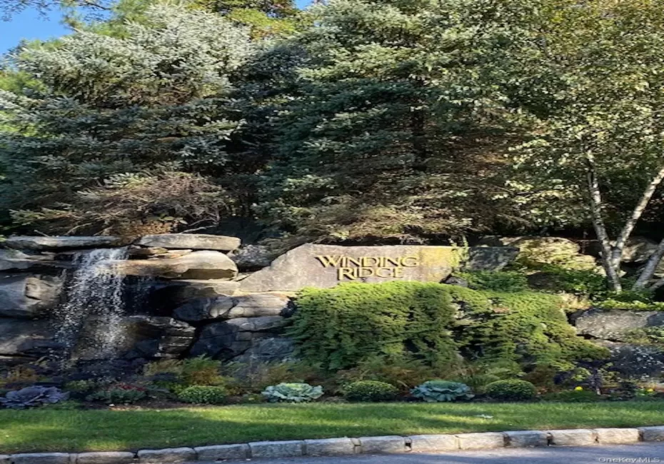 51 Winding Ridge Road, Greenburgh, NY, 4 Bedrooms Bedrooms, 9 Rooms Rooms,3 BathroomsBathrooms,Residential Lease,For Rent,Winding Ridge,0,1050724 51 Winding Ridge Road, Greenburgh, NY, 4 Bedrooms Bedrooms, 9 Rooms Rooms,3 BathroomsBathrooms,Residential Lease,For Rent,Winding Ridge,0,1050724