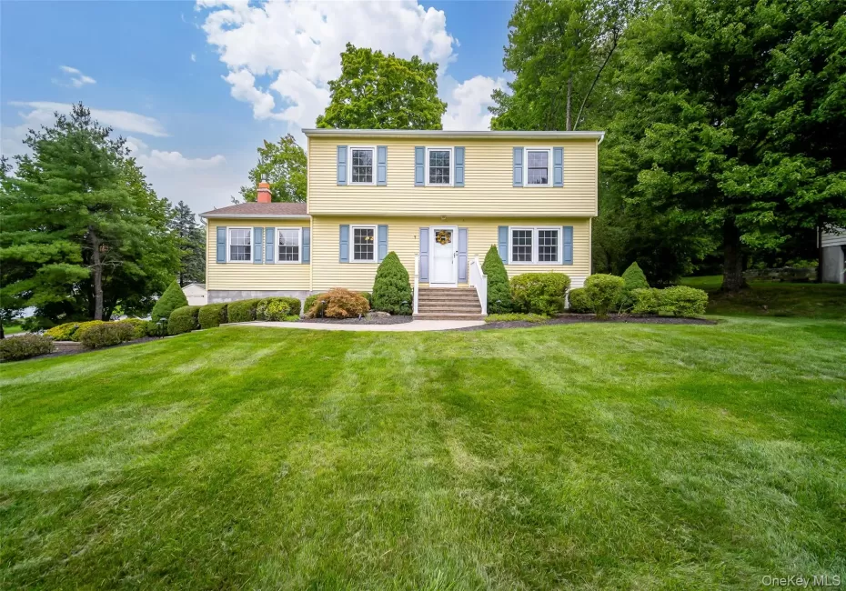 1 Tanglewood Lane, La Grange, NY, 4 Bedrooms Bedrooms, 9 Rooms Rooms,2 BathroomsBathrooms,Residential,For Rent,Tanglewood,0,1050805 1 Tanglewood Lane, La Grange, NY, 4 Bedrooms Bedrooms, 9 Rooms Rooms,2 BathroomsBathrooms,Residential,For Rent,Tanglewood,0,1050805