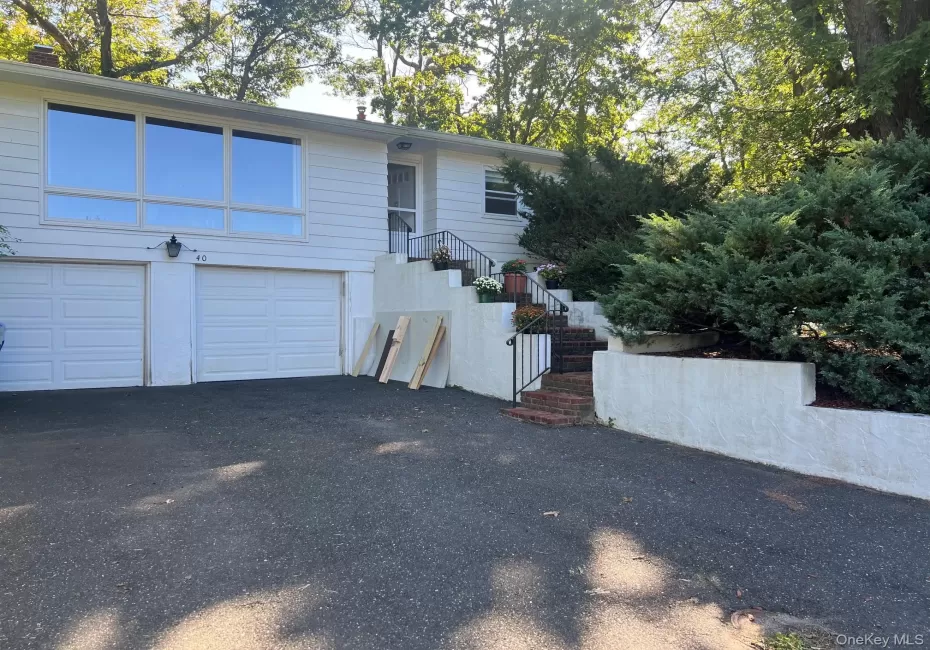 40 Laurel Drive, Brookhaven, NY, 3 Bedrooms Bedrooms, 6 Rooms Rooms,1 BathroomBathrooms,Residential,For Rent,Laurel,0,1045478 40 Laurel Drive, Brookhaven, NY, 3 Bedrooms Bedrooms, 6 Rooms Rooms,1 BathroomBathrooms,Residential,For Rent,Laurel,0,1045478