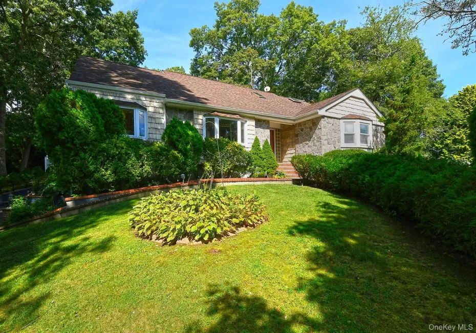 4 Village Hill Drive, Huntington, NY, 5 Bedrooms Bedrooms, 10 Rooms Rooms,4 BathroomsBathrooms,Residential,For Rent,Village Hill,0,1049094 4 Village Hill Drive, Huntington, NY, 5 Bedrooms Bedrooms, 10 Rooms Rooms,4 BathroomsBathrooms,Residential,For Rent,Village Hill,0,1049094