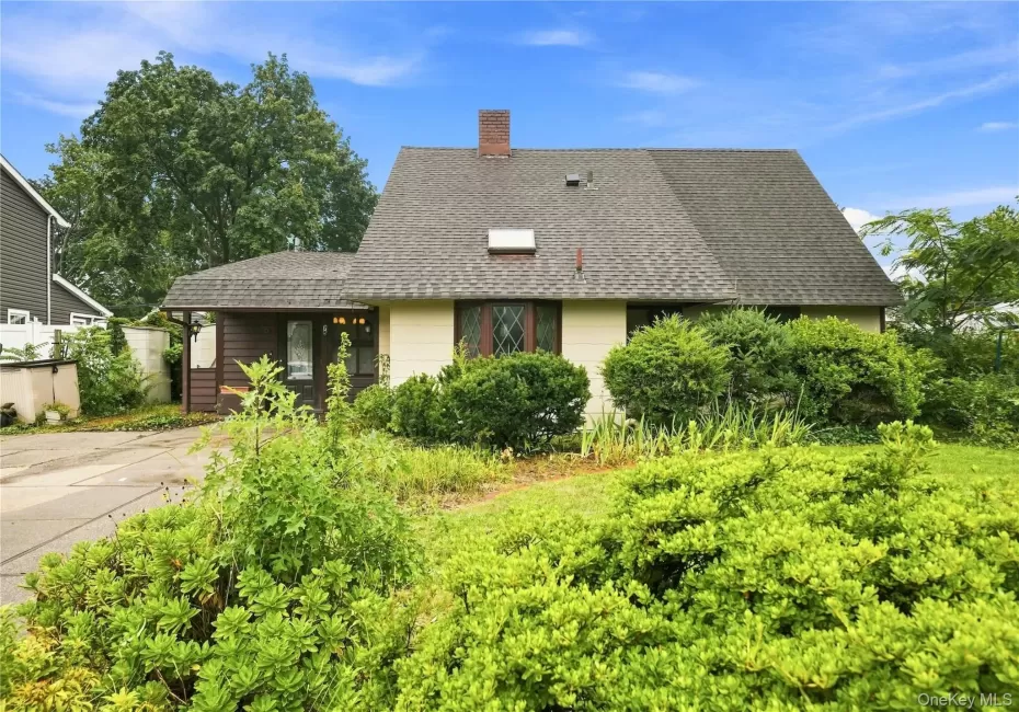 75 Weaving Lane, Hempstead, NY, 4 Bedrooms Bedrooms, 9 Rooms Rooms,2 BathroomsBathrooms,Residential,For Rent,Weaving,0,1050355 75 Weaving Lane, Hempstead, NY, 4 Bedrooms Bedrooms, 9 Rooms Rooms,2 BathroomsBathrooms,Residential,For Rent,Weaving,0,1050355