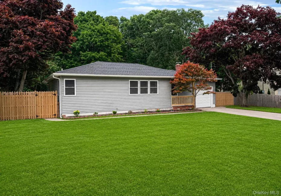 11 Mayfield, Brookhaven, NY, 3 Bedrooms Bedrooms, 6 Rooms Rooms,2 BathroomsBathrooms,Residential,For Rent,Mayfield,0,1026749 11 Mayfield, Brookhaven, NY, 3 Bedrooms Bedrooms, 6 Rooms Rooms,2 BathroomsBathrooms,Residential,For Rent,Mayfield,0,1026749