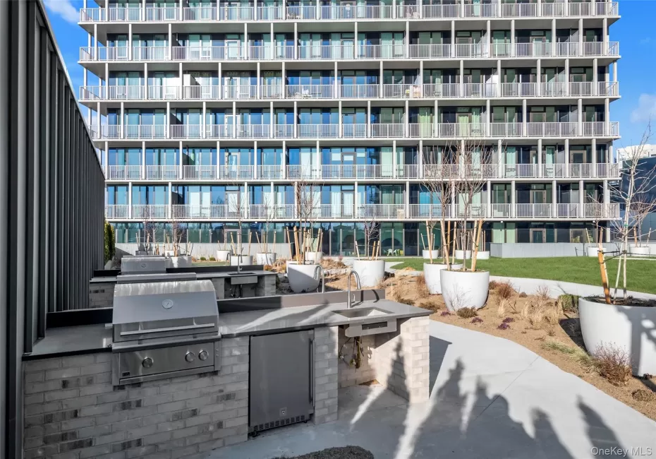 131-02A 40th Road, New York, NY, 1 Bedroom Bedrooms, 3 Rooms Rooms,1 BathroomBathrooms,Residential Lease,For Rent,40th,0,1051037 131-02A 40th Road, New York, NY, 1 Bedroom Bedrooms, 3 Rooms Rooms,1 BathroomBathrooms,Residential Lease,For Rent,40th,0,1051037