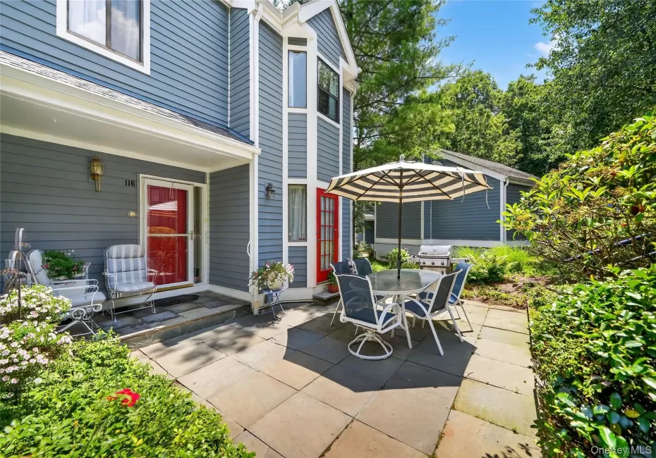 116 Valleyview Road, Greenburgh, NY, 3 Bedrooms Bedrooms, 8 Rooms Rooms,2 BathroomsBathrooms,Residential,For Rent,Valleyview,0,974599 116 Valleyview Road, Greenburgh, NY, 3 Bedrooms Bedrooms, 8 Rooms Rooms,2 BathroomsBathrooms,Residential,For Rent,Valleyview,0,974599
