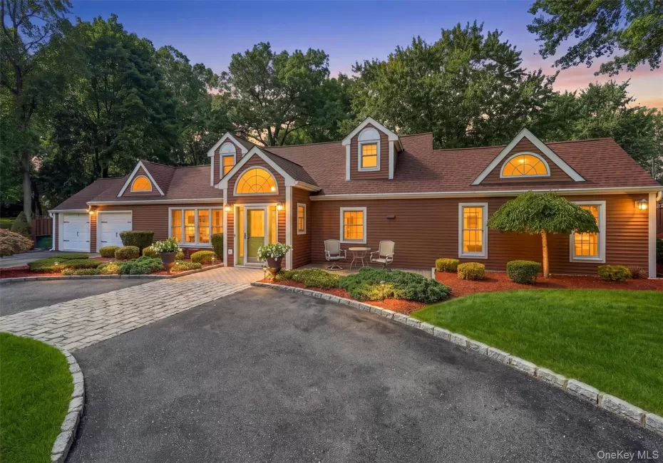 113 Buena Vista Drive, Greenburgh, NY, 4 Bedrooms Bedrooms, 10 Rooms Rooms,3 BathroomsBathrooms,Residential,For Rent,Buena Vista,0,1045783 113 Buena Vista Drive, Greenburgh, NY, 4 Bedrooms Bedrooms, 10 Rooms Rooms,3 BathroomsBathrooms,Residential,For Rent,Buena Vista,0,1045783