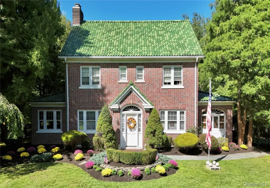 20 Demarest Avenue, Clarkstown, NY, 3 Bedrooms Bedrooms, 14 Rooms Rooms,3 BathroomsBathrooms,Residential,For Rent,Demarest,0,1044663 20 Demarest Avenue, Clarkstown, NY, 3 Bedrooms Bedrooms, 14 Rooms Rooms,3 BathroomsBathrooms,Residential,For Rent,Demarest,0,1044663