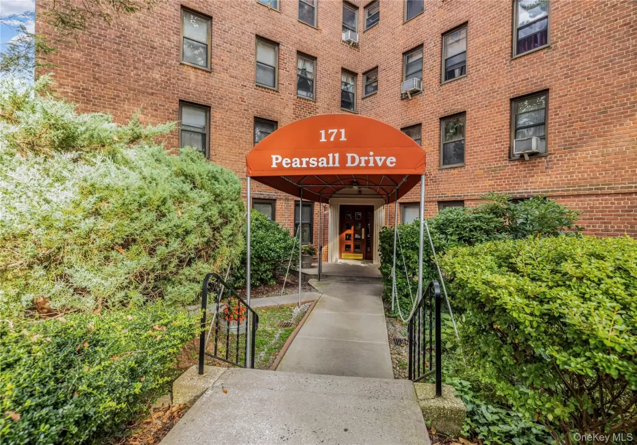 171 Pearsall, Mount Vernon, NY, 1 Bedroom Bedrooms, 4 Rooms Rooms,1 BathroomBathrooms,Residential,For Rent,Pearsall,0,1051076 171 Pearsall, Mount Vernon, NY, 1 Bedroom Bedrooms, 4 Rooms Rooms,1 BathroomBathrooms,Residential,For Rent,Pearsall,0,1051076