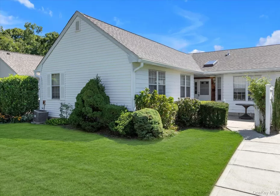 97 Revere Drive, Islip, NY, 2 Bedrooms Bedrooms, 5 Rooms Rooms,1 BathroomBathrooms,Residential,For Rent,Revere,0,1048448 97 Revere Drive, Islip, NY, 2 Bedrooms Bedrooms, 5 Rooms Rooms,1 BathroomBathrooms,Residential,For Rent,Revere,0,1048448