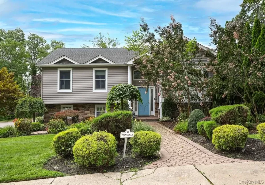 29 Puritan Lane, Oyster Bay, NY, 4 Bedrooms Bedrooms, 7 Rooms Rooms,2 BathroomsBathrooms,Residential,For Rent,Puritan,0,1043535 29 Puritan Lane, Oyster Bay, NY, 4 Bedrooms Bedrooms, 7 Rooms Rooms,2 BathroomsBathrooms,Residential,For Rent,Puritan,0,1043535