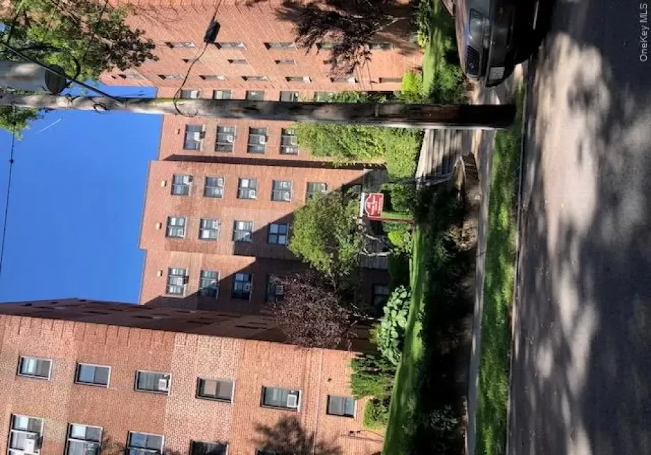 30 Ehrbar Avenue, Mount Vernon, NY, 1 Bedroom Bedrooms, 4 Rooms Rooms,1 BathroomBathrooms,Residential,For Rent,Ehrbar,0,1050549 30 Ehrbar Avenue, Mount Vernon, NY, 1 Bedroom Bedrooms, 4 Rooms Rooms,1 BathroomBathrooms,Residential,For Rent,Ehrbar,0,1050549