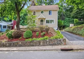 81 Snowden Avenue, Ossining, NY, 4 Bedrooms Bedrooms, 7 Rooms Rooms,2 BathroomsBathrooms,Residential,For Rent,Snowden,0,1050407 81 Snowden Avenue, Ossining, NY, 4 Bedrooms Bedrooms, 7 Rooms Rooms,2 BathroomsBathrooms,Residential,For Rent,Snowden,0,1050407