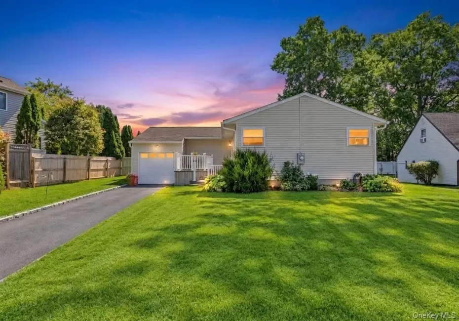 143 Stuyvesant Drive, Brookhaven, NY, 3 Bedrooms Bedrooms, ,1 BathroomBathrooms,Residential,For Rent,Stuyvesant,0,1051167 143 Stuyvesant Drive, Brookhaven, NY, 3 Bedrooms Bedrooms, ,1 BathroomBathrooms,Residential,For Rent,Stuyvesant,0,1051167
