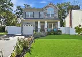 136 Oak Street, Babylon, NY, 4 Bedrooms Bedrooms, 8 Rooms Rooms,2 BathroomsBathrooms,Residential,For Rent,Oak,0,1051235 136 Oak Street, Babylon, NY, 4 Bedrooms Bedrooms, 8 Rooms Rooms,2 BathroomsBathrooms,Residential,For Rent,Oak,0,1051235