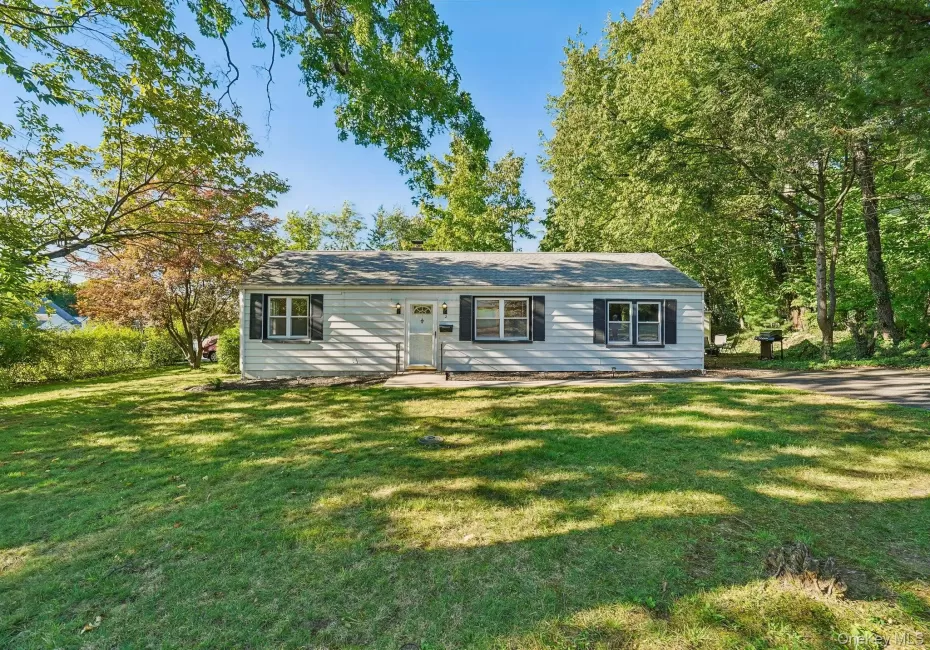 2 St Anthony Avenue, Clarkstown, NY, 2 Bedrooms Bedrooms, 6 Rooms Rooms,1 BathroomBathrooms,Residential,For Rent,St Anthony,0,976017 2 St Anthony Avenue, Clarkstown, NY, 2 Bedrooms Bedrooms, 6 Rooms Rooms,1 BathroomBathrooms,Residential,For Rent,St Anthony,0,976017