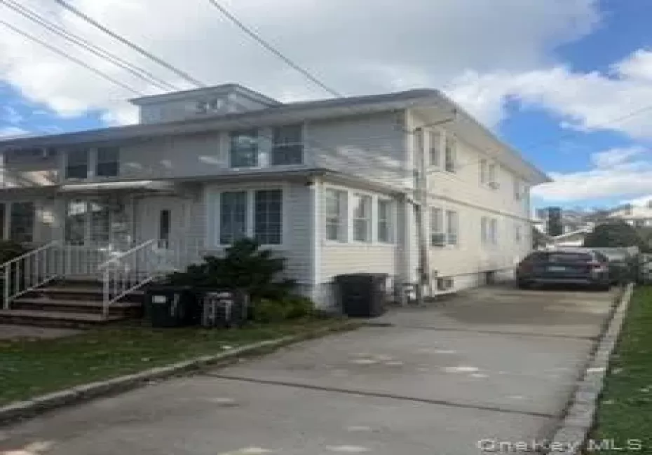 119-13 9th Avenue, New York, NY, 3 Bedrooms Bedrooms, 6 Rooms Rooms,1 BathroomBathrooms,Residential,For Rent,9th,0,1051263 119-13 9th Avenue, New York, NY, 3 Bedrooms Bedrooms, 6 Rooms Rooms,1 BathroomBathrooms,Residential,For Rent,9th,0,1051263