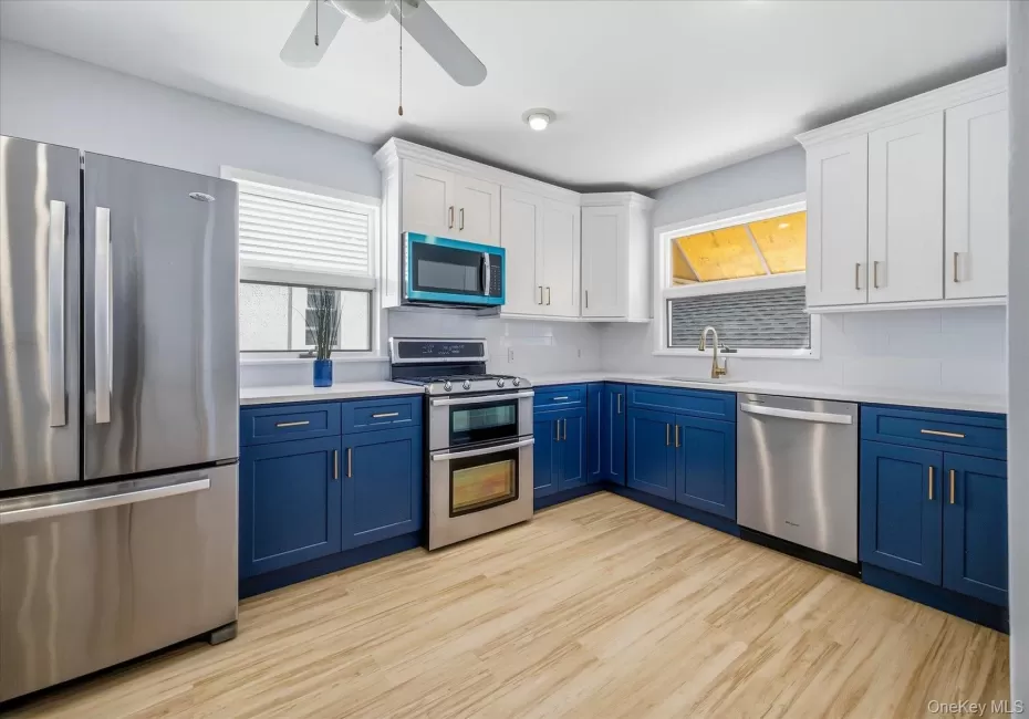 420 W. Hudson St., Long Beach, NY, 1 Bedroom Bedrooms, 2 Rooms Rooms,1 BathroomBathrooms,Residential Lease,For Rent,W. Hudson St.,0,1051198 420 W. Hudson St., Long Beach, NY, 1 Bedroom Bedrooms, 2 Rooms Rooms,1 BathroomBathrooms,Residential Lease,For Rent,W. Hudson St.,0,1051198