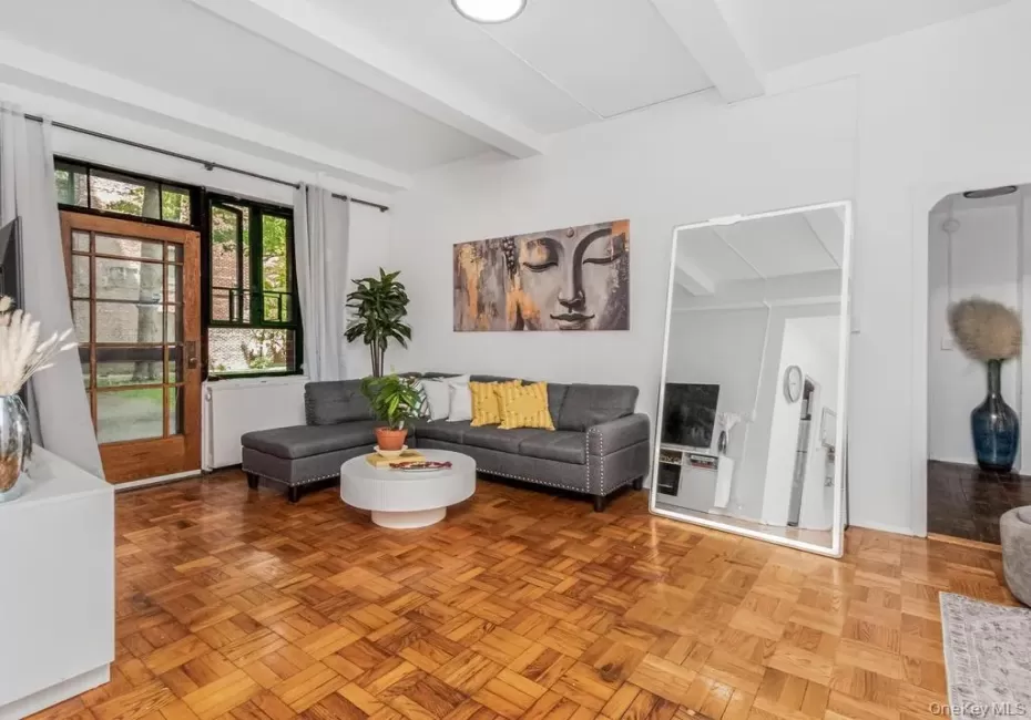 1554 Unionport Road, New York, NY, 2 Bedrooms Bedrooms, 4 Rooms Rooms,1 BathroomBathrooms,Residential,For Rent,Unionport,0,1050660 1554 Unionport Road, New York, NY, 2 Bedrooms Bedrooms, 4 Rooms Rooms,1 BathroomBathrooms,Residential,For Rent,Unionport,0,1050660