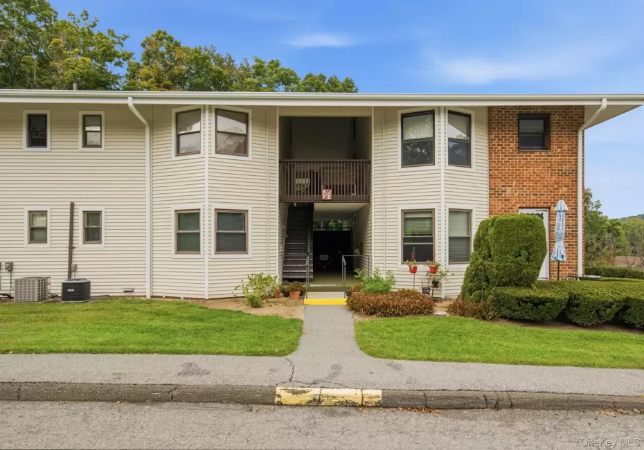 27 Walden Court, Yorktown, NY, 2 Bedrooms Bedrooms, 5 Rooms Rooms,1 BathroomBathrooms,Residential,For Rent,Walden,0,1047932 27 Walden Court, Yorktown, NY, 2 Bedrooms Bedrooms, 5 Rooms Rooms,1 BathroomBathrooms,Residential,For Rent,Walden,0,1047932