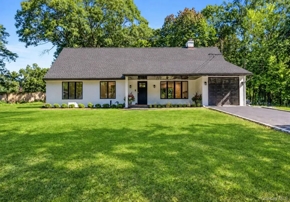 7 Berkshire Court, Huntington, NY, 3 Bedrooms Bedrooms, 10 Rooms Rooms,2 BathroomsBathrooms,Residential,For Rent,Berkshire,0,1050826 7 Berkshire Court, Huntington, NY, 3 Bedrooms Bedrooms, 10 Rooms Rooms,2 BathroomsBathrooms,Residential,For Rent,Berkshire,0,1050826