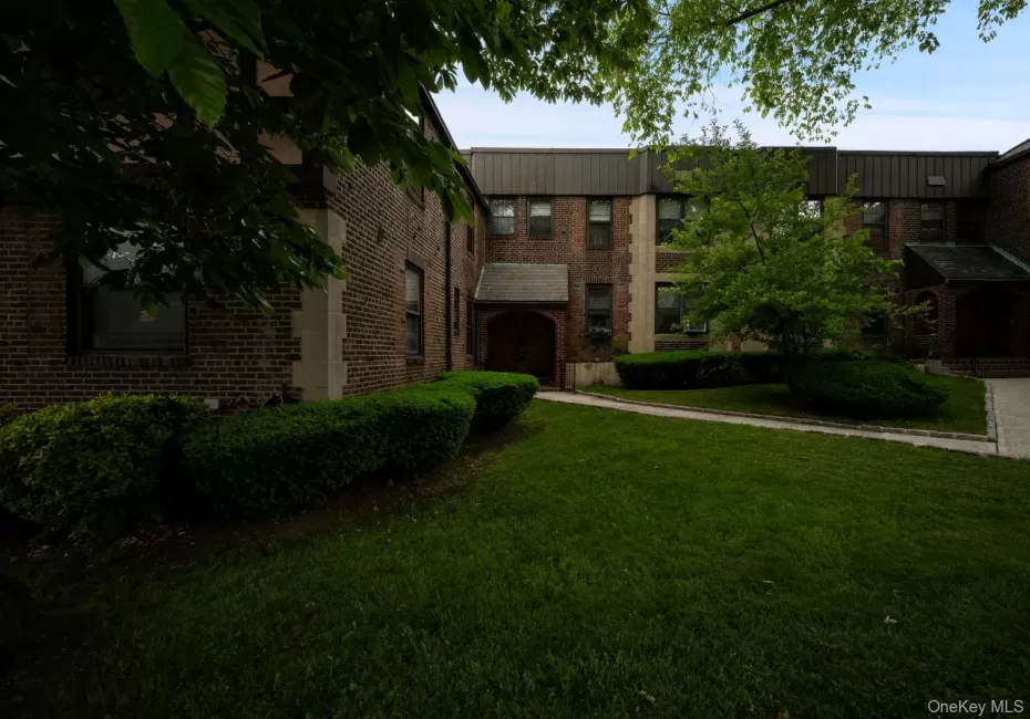 7607 Ditmars Boulevard, New York, NY, 1 Bedroom Bedrooms, 2 Rooms Rooms,1 BathroomBathrooms,Residential,For Rent,Ditmars,0,1050853 7607 Ditmars Boulevard, New York, NY, 1 Bedroom Bedrooms, 2 Rooms Rooms,1 BathroomBathrooms,Residential,For Rent,Ditmars,0,1050853