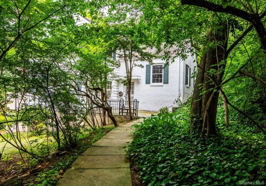 4670 Independence Avenue, New York, NY, 4 Bedrooms Bedrooms, 11 Rooms Rooms,3 BathroomsBathrooms,Residential,For Rent,Independence,0,1015772 4670 Independence Avenue, New York, NY, 4 Bedrooms Bedrooms, 11 Rooms Rooms,3 BathroomsBathrooms,Residential,For Rent,Independence,0,1015772