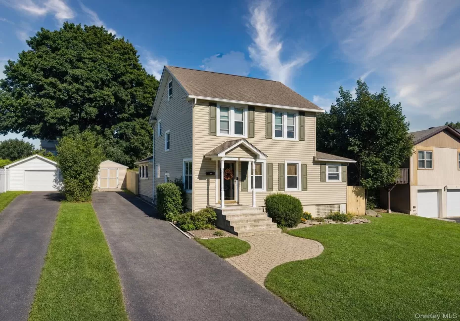 8 Budd Avenue, Middletown, NY, 3 Bedrooms Bedrooms, 8 Rooms Rooms,1 BathroomBathrooms,Residential,For Rent,Budd,0,1046566 8 Budd Avenue, Middletown, NY, 3 Bedrooms Bedrooms, 8 Rooms Rooms,1 BathroomBathrooms,Residential,For Rent,Budd,0,1046566