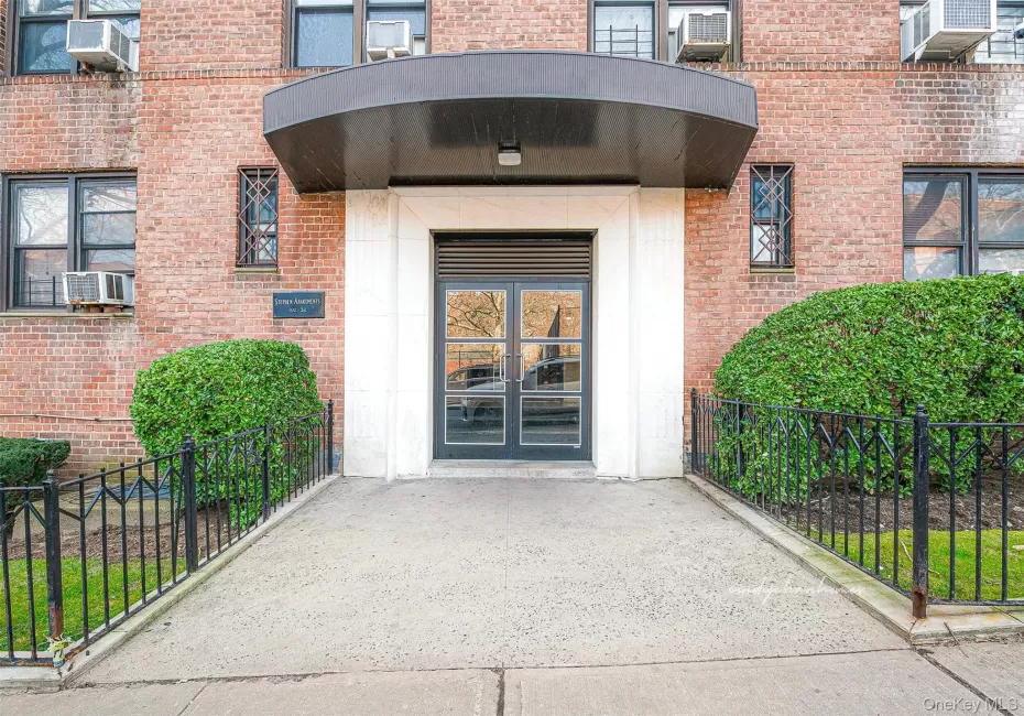 102-32 65th Avenue, New York, NY, 2 Bedrooms Bedrooms, 5 Rooms Rooms,1 BathroomBathrooms,Residential,For Rent,65th,0,1048929 102-32 65th Avenue, New York, NY, 2 Bedrooms Bedrooms, 5 Rooms Rooms,1 BathroomBathrooms,Residential,For Rent,65th,0,1048929