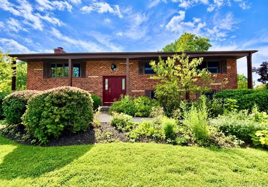15 Trenton Road, Fishkill, NY, 3 Bedrooms Bedrooms, 11 Rooms Rooms,3 BathroomsBathrooms,Residential,For Rent,Trenton,0,1049611 15 Trenton Road, Fishkill, NY, 3 Bedrooms Bedrooms, 11 Rooms Rooms,3 BathroomsBathrooms,Residential,For Rent,Trenton,0,1049611