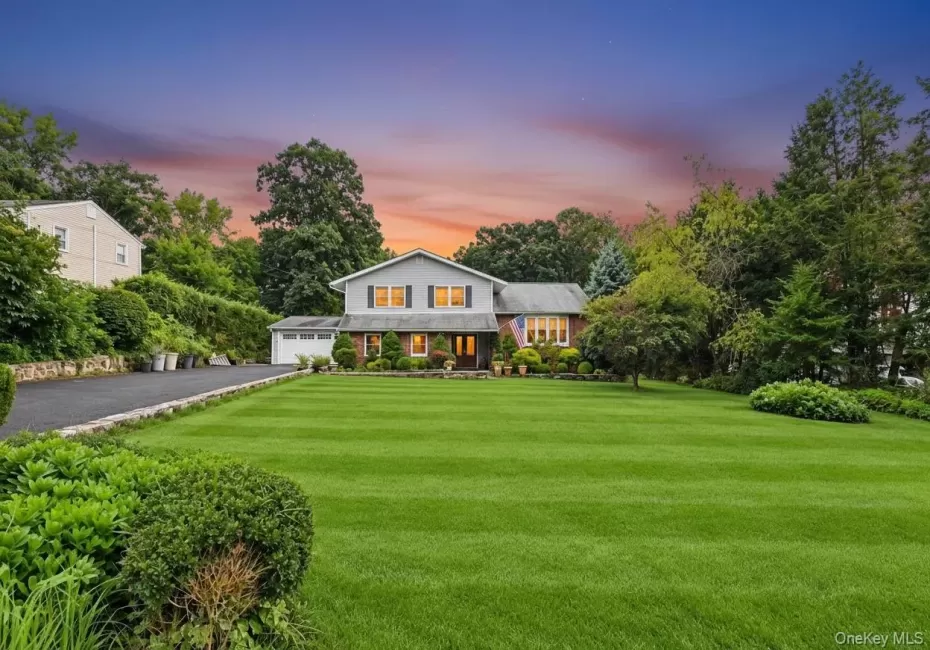 330 Lakeview Street, Carmel, NY, 4 Bedrooms Bedrooms, 8 Rooms Rooms,3 BathroomsBathrooms,Residential,For Rent,Lakeview,0,1048652 330 Lakeview Street, Carmel, NY, 4 Bedrooms Bedrooms, 8 Rooms Rooms,3 BathroomsBathrooms,Residential,For Rent,Lakeview,0,1048652