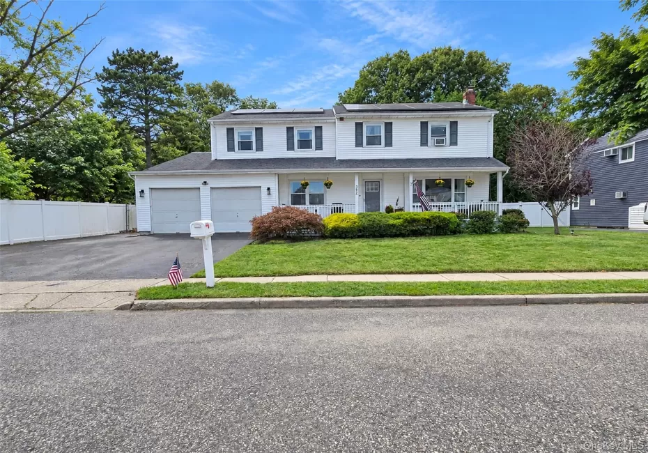 362 Singingwood Drive, Islip, NY, 4 Bedrooms Bedrooms, 12 Rooms Rooms,2 BathroomsBathrooms,Residential,For Rent,Singingwood,0,1050207 362 Singingwood Drive, Islip, NY, 4 Bedrooms Bedrooms, 12 Rooms Rooms,2 BathroomsBathrooms,Residential,For Rent,Singingwood,0,1050207