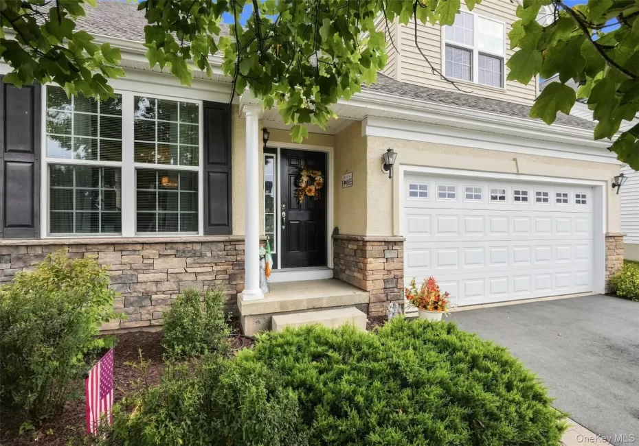 6 Cyprus Drive, Wallkill, NY, 2 Bedrooms Bedrooms, 7 Rooms Rooms,2 BathroomsBathrooms,Residential,For Rent,Cyprus,0,1049692 6 Cyprus Drive, Wallkill, NY, 2 Bedrooms Bedrooms, 7 Rooms Rooms,2 BathroomsBathrooms,Residential,For Rent,Cyprus,0,1049692