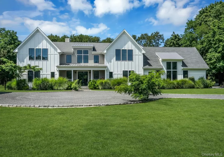 712 Hubbard Avenue, Riverhead, NY, 4 Bedrooms Bedrooms, 10 Rooms Rooms,4 BathroomsBathrooms,Residential,For Rent,Hubbard,0,1051138 712 Hubbard Avenue, Riverhead, NY, 4 Bedrooms Bedrooms, 10 Rooms Rooms,4 BathroomsBathrooms,Residential,For Rent,Hubbard,0,1051138
