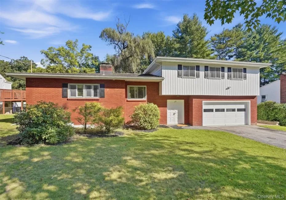 19 Miron Drive, Poughkeepsie (town), NY, 4 Bedrooms Bedrooms, 9 Rooms Rooms,2 BathroomsBathrooms,Residential,For Rent,Miron,0,1050663 19 Miron Drive, Poughkeepsie (town), NY, 4 Bedrooms Bedrooms, 9 Rooms Rooms,2 BathroomsBathrooms,Residential,For Rent,Miron,0,1050663