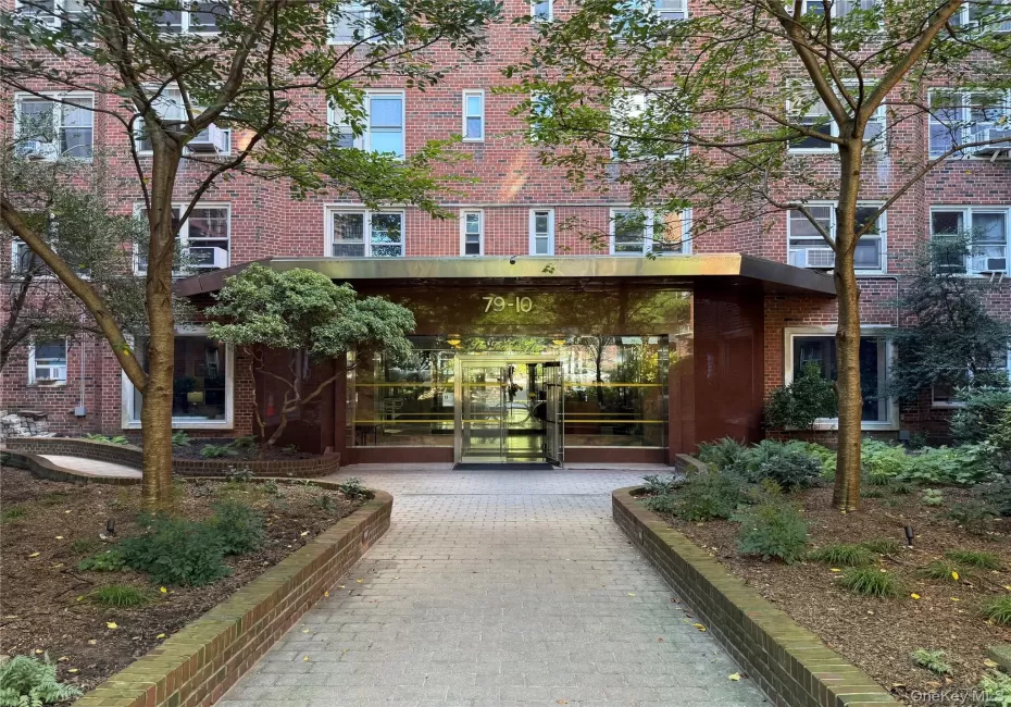 79-10 34th Avenue, New York, NY, 2 Rooms Rooms,1 BathroomBathrooms,Residential,For Rent,34th,0,1051219 79-10 34th Avenue, New York, NY, 2 Rooms Rooms,1 BathroomBathrooms,Residential,For Rent,34th,0,1051219