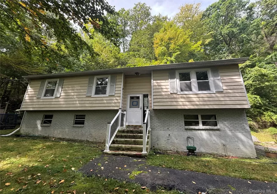 205 Canopus Hollow Road, Putnam Valley, NY, 3 Bedrooms Bedrooms, 6 Rooms Rooms,2 BathroomsBathrooms,Residential,For Rent,Canopus Hollow,0,1036418 205 Canopus Hollow Road, Putnam Valley, NY, 3 Bedrooms Bedrooms, 6 Rooms Rooms,2 BathroomsBathrooms,Residential,For Rent,Canopus Hollow,0,1036418