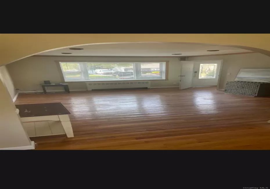 317 14th Street, Babylon, NY, 3 Bedrooms Bedrooms, 9 Rooms Rooms,2 BathroomsBathrooms,Residential Lease,For Rent,14th,0,1051491 317 14th Street, Babylon, NY, 3 Bedrooms Bedrooms, 9 Rooms Rooms,2 BathroomsBathrooms,Residential Lease,For Rent,14th,0,1051491