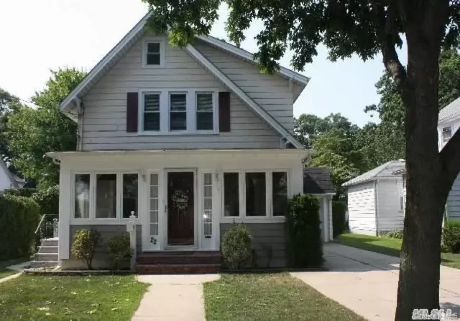 22 Jarvis Place, Hempstead, NY, 1 Bedroom Bedrooms, 3 Rooms Rooms,1 BathroomBathrooms,Residential Lease,For Rent,Jarvis,0,1051484 22 Jarvis Place, Hempstead, NY, 1 Bedroom Bedrooms, 3 Rooms Rooms,1 BathroomBathrooms,Residential Lease,For Rent,Jarvis,0,1051484
