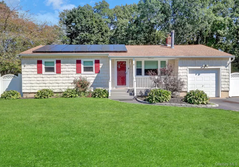 41 Hopes Avenue, Brookhaven, NY, 3 Bedrooms Bedrooms, 7 Rooms Rooms,2 BathroomsBathrooms,Residential,For Rent,Hopes,0,1044943 41 Hopes Avenue, Brookhaven, NY, 3 Bedrooms Bedrooms, 7 Rooms Rooms,2 BathroomsBathrooms,Residential,For Rent,Hopes,0,1044943