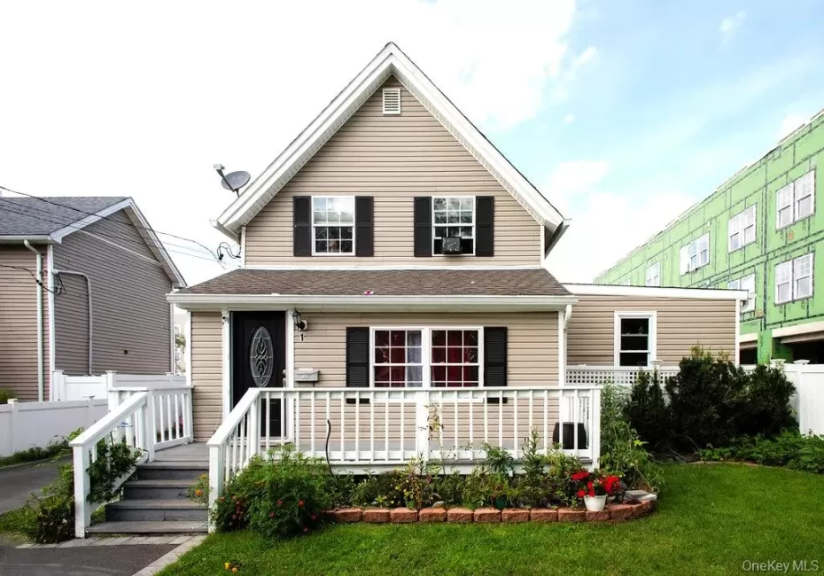 1 Brightside Avenue, Islip, NY, 5 Bedrooms Bedrooms, 7 Rooms Rooms,3 BathroomsBathrooms,Residential,For Rent,Brightside,0,1051183 1 Brightside Avenue, Islip, NY, 5 Bedrooms Bedrooms, 7 Rooms Rooms,3 BathroomsBathrooms,Residential,For Rent,Brightside,0,1051183