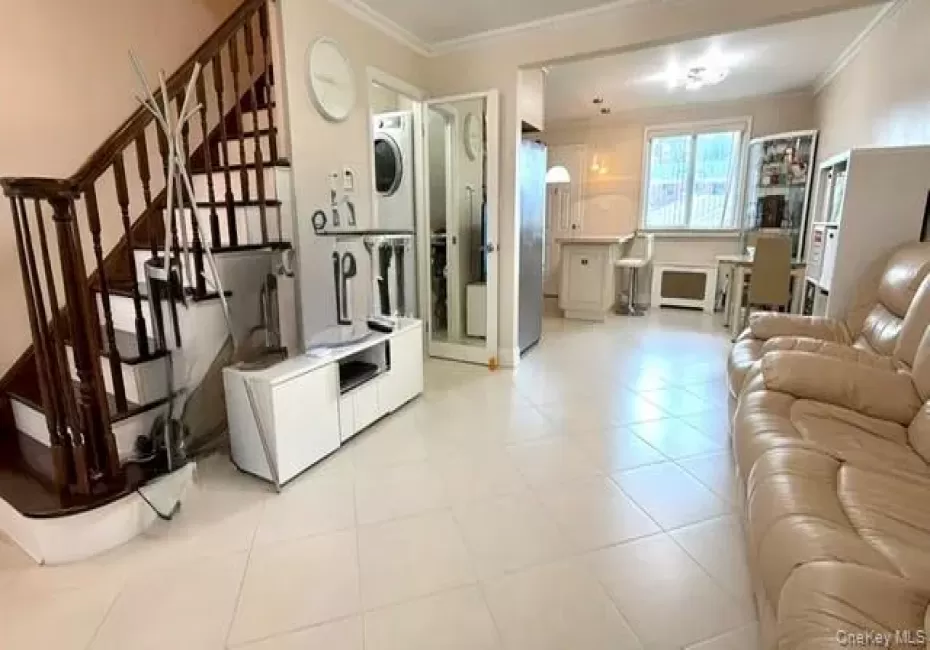 69-04 218th Street, New York, NY, 2 Bedrooms Bedrooms, 5 Rooms Rooms,1 BathroomBathrooms,Residential,For Rent,218th,0,1051176 69-04 218th Street, New York, NY, 2 Bedrooms Bedrooms, 5 Rooms Rooms,1 BathroomBathrooms,Residential,For Rent,218th,0,1051176