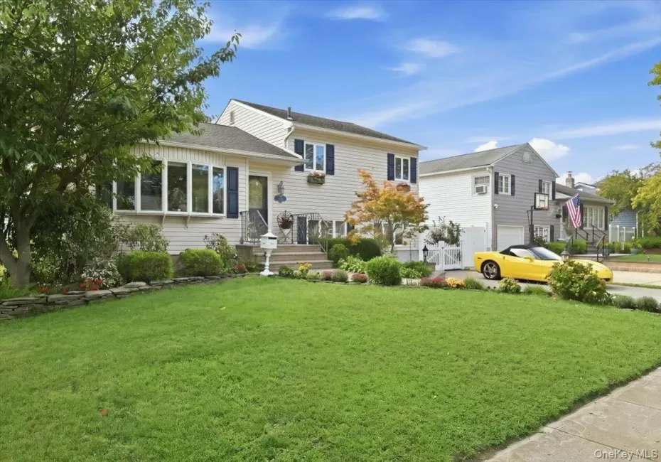 3988 Demont Road, Hempstead, NY, 3 Bedrooms Bedrooms, 7 Rooms Rooms,2 BathroomsBathrooms,Residential,For Rent,Demont,0,1050447 3988 Demont Road, Hempstead, NY, 3 Bedrooms Bedrooms, 7 Rooms Rooms,2 BathroomsBathrooms,Residential,For Rent,Demont,0,1050447