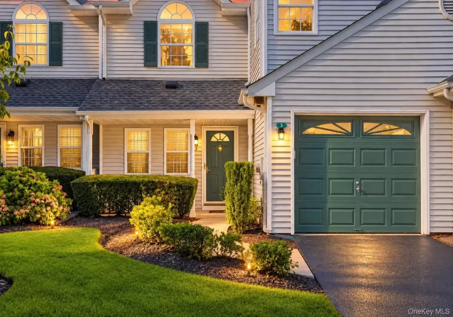 3 Plantation Drive, Smithtown, NY, 3 Bedrooms Bedrooms, 6 Rooms Rooms,2 BathroomsBathrooms,Residential,For Rent,Plantation,0,1050548 3 Plantation Drive, Smithtown, NY, 3 Bedrooms Bedrooms, 6 Rooms Rooms,2 BathroomsBathrooms,Residential,For Rent,Plantation,0,1050548