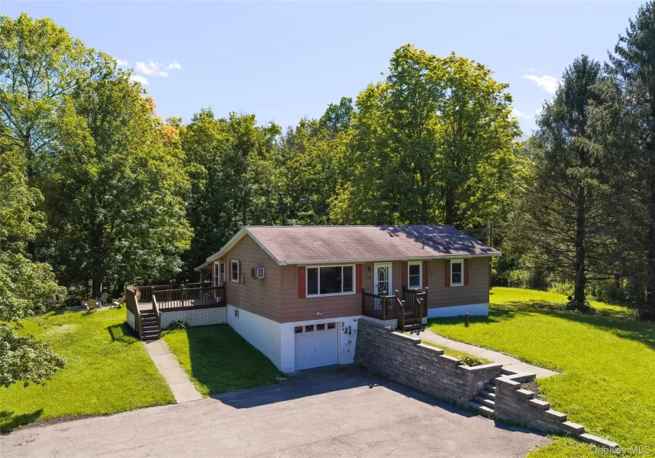 16 Peoples Road, Saugerties, NY, 3 Bedrooms Bedrooms, 7 Rooms Rooms,1 BathroomBathrooms,Residential,For Rent,Peoples,0,1051504 16 Peoples Road, Saugerties, NY, 3 Bedrooms Bedrooms, 7 Rooms Rooms,1 BathroomBathrooms,Residential,For Rent,Peoples,0,1051504