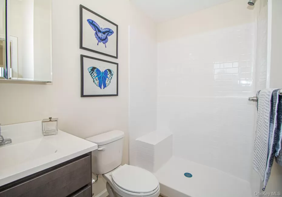 312 Ashley Court Avenue, Babylon, NY, 2 Bedrooms Bedrooms, 5 Rooms Rooms,2 BathroomsBathrooms,Residential Lease,For Rent,Ashley Court,0,1051644 312 Ashley Court Avenue, Babylon, NY, 2 Bedrooms Bedrooms, 5 Rooms Rooms,2 BathroomsBathrooms,Residential Lease,For Rent,Ashley Court,0,1051644